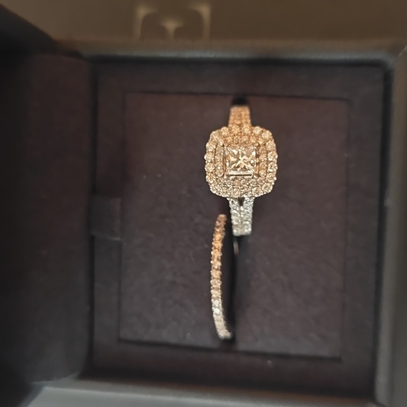 Vera Wang Love Collection - Picture 6 of 16